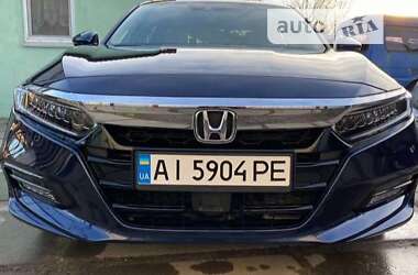 Седан Honda Accord 2019 в Киеве