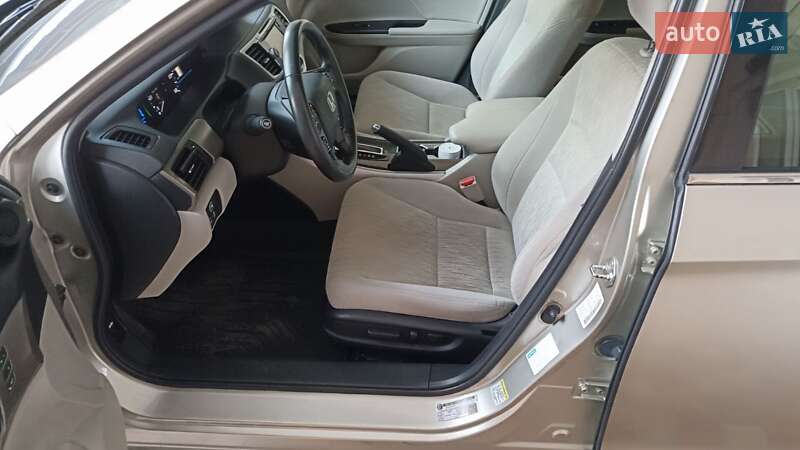 Седан Honda Accord 2014 в Умани