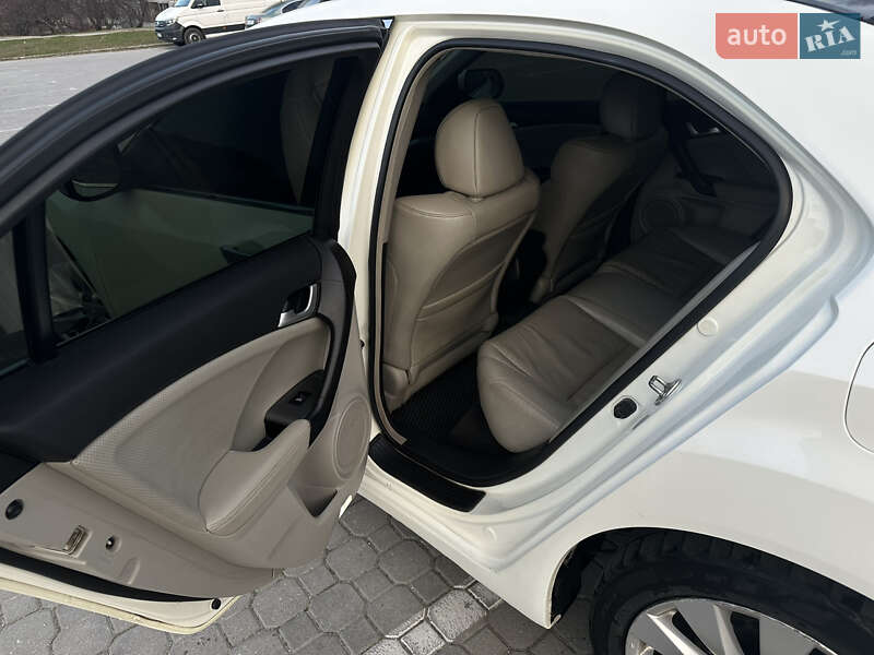 Седан Honda Accord 2011 в Запорожье