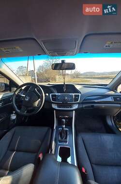 Седан Honda Accord 2015 в Києві