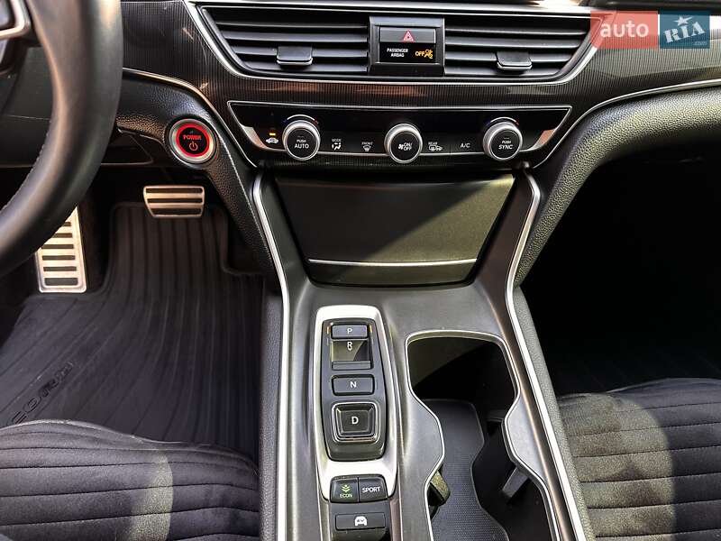 Седан Honda Accord 2022 в Одесі