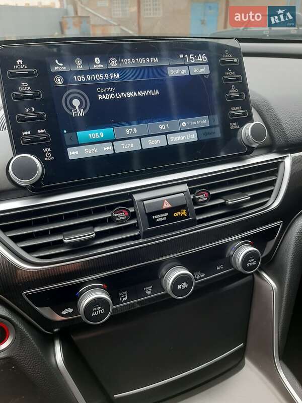 Седан Honda Accord 2022 в Чорткові