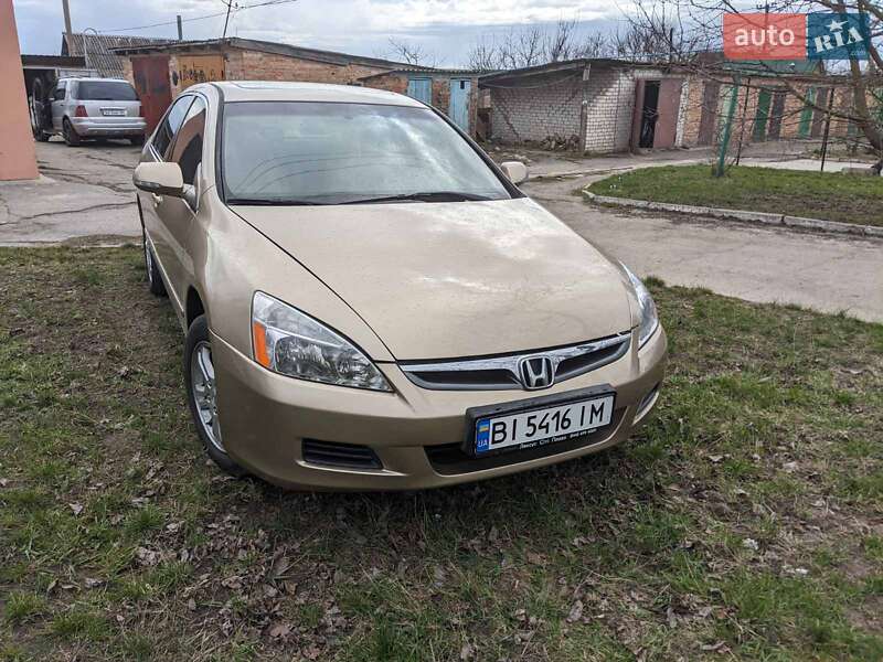 Седан Honda Accord 2006 в Онуфриевке