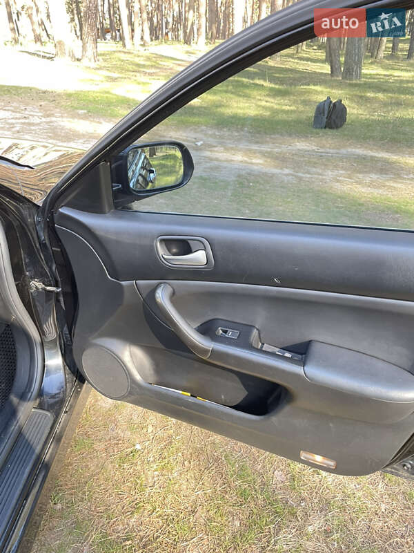 Седан Honda Accord 2006 в Ахтырке