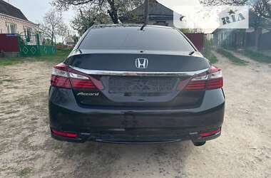 Седан Honda Accord 2016 в Умані