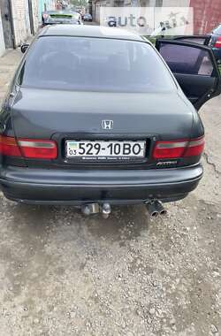 Седан Honda Accord 1993 в Луцьку