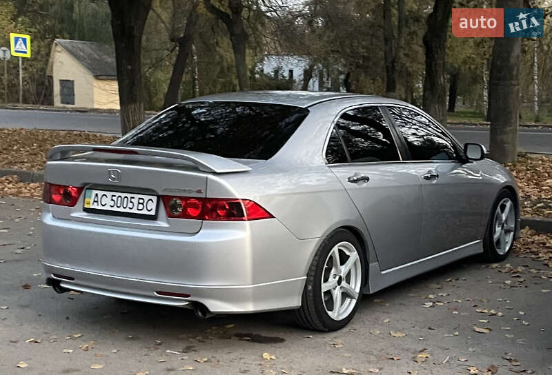 Honda Accord 2004