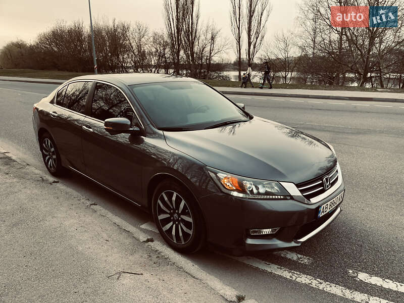 Седан Honda Accord 2014 в Виннице