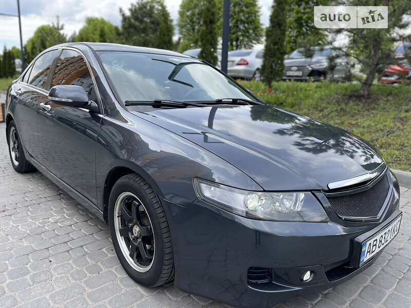 Седан Honda Accord 2003 в Немирові