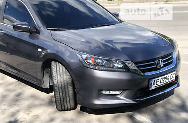 Седан Honda Accord 2013 в Запорожье