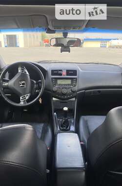 Седан Honda Accord 2004 в Кременчуге