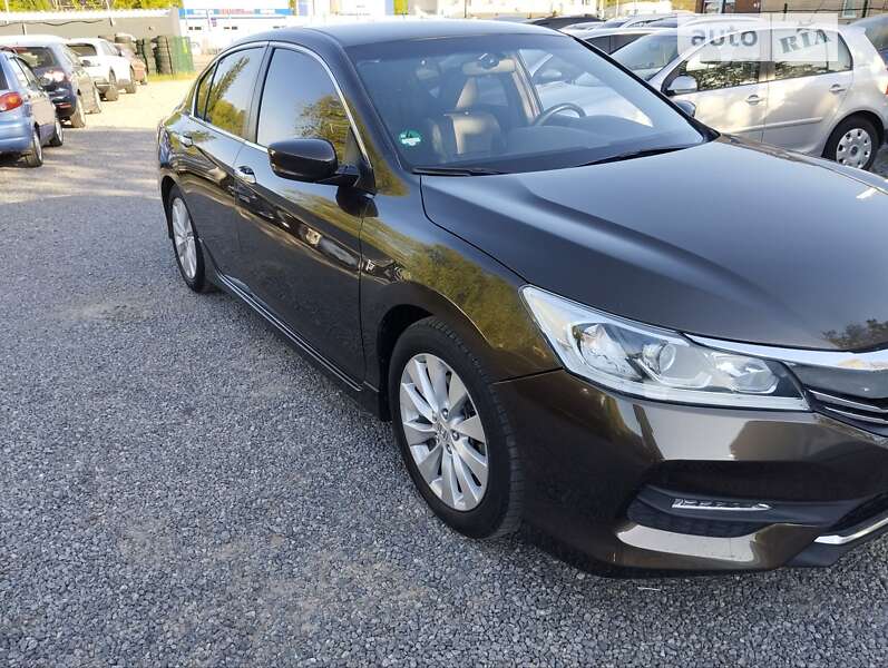 Седан Honda Accord 2017 в Києві