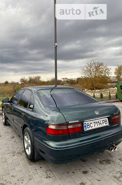 Седан Honda Accord 1998 в Золочеве