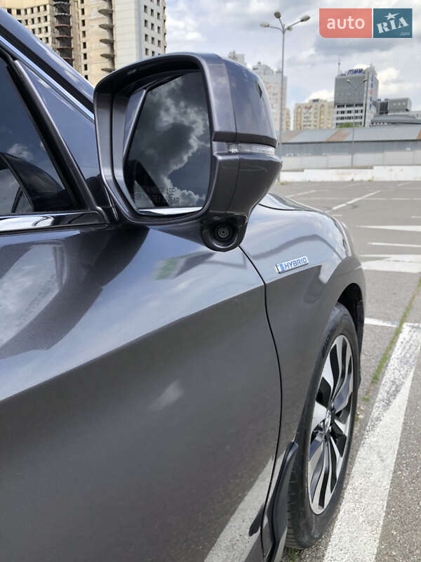 Седан Honda Accord 2014 в Киеве