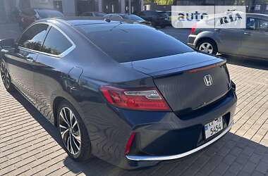 Купе Honda Accord 2015 в Києві