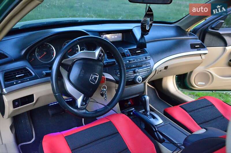 Купе Honda Accord 2008 в Вінниці