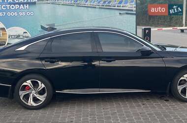 Седан Honda Accord 2017 в 