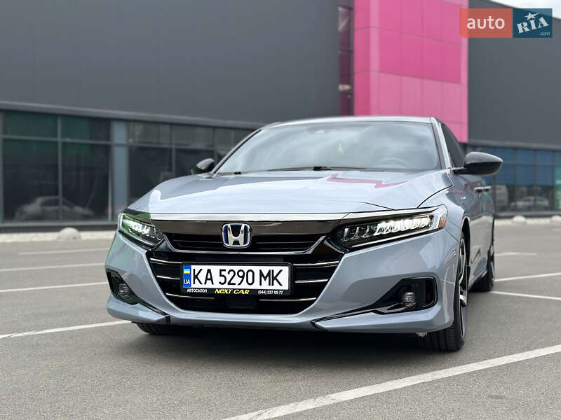 Седан Honda Accord 2022 в Киеве