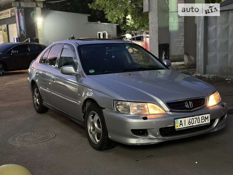 Лифтбек Honda Accord 2002 в Киеве