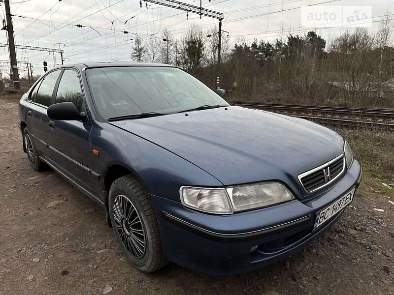 Седан Honda Accord 2000 в Бродах