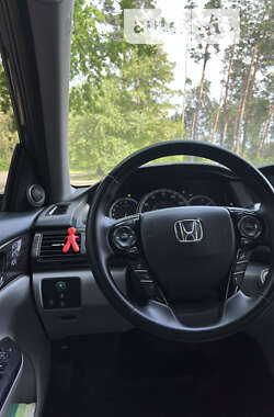 Седан Honda Accord 2016 в Черкассах