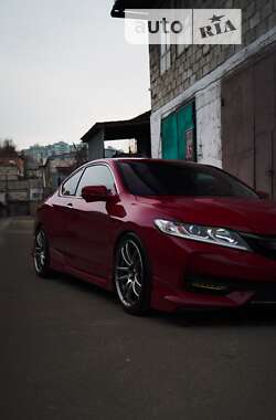 Купе Honda Accord 2016 в Києві