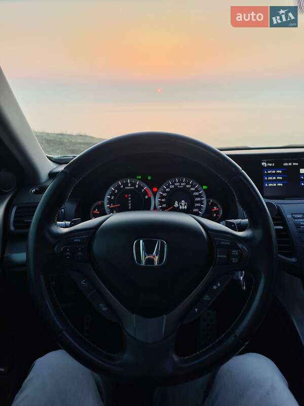 Седан Honda Accord 2011 в Одесі