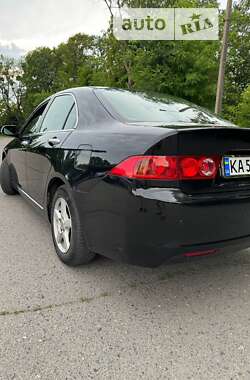 Седан Honda Accord 2005 в Киеве