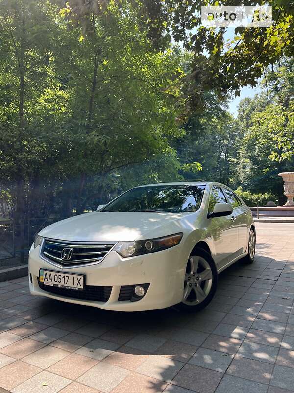 Седан Honda Accord 2008 в Києві