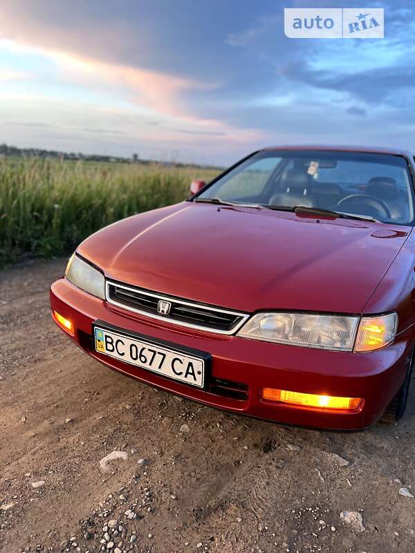 Купе Honda Accord 1997 в Львові