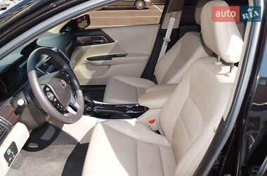 Седан Honda Accord 2017 в 