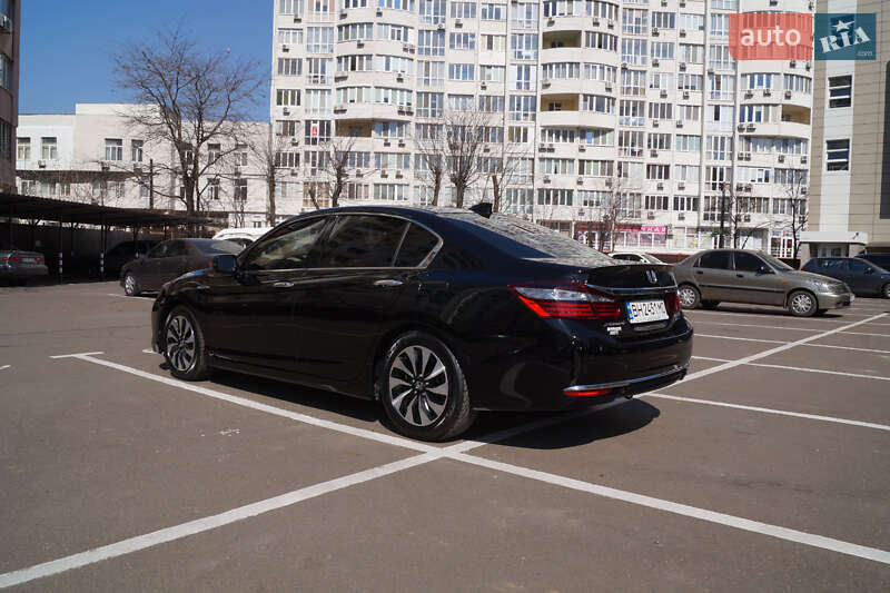 Седан Honda Accord 2017 в Киеве
