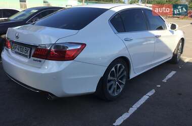 Седан Honda Accord 2013 в 