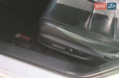 Седан Honda Accord 2013 в 