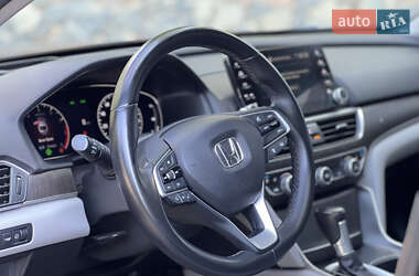 Седан Honda Accord 2017 в Кропивницком