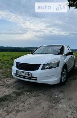 Седан Honda Accord 2008 в Люботине