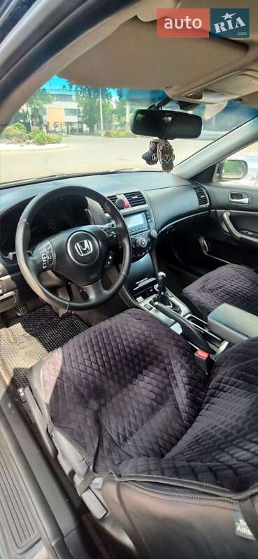 Седан Honda Accord 2006 в Старій Синяві