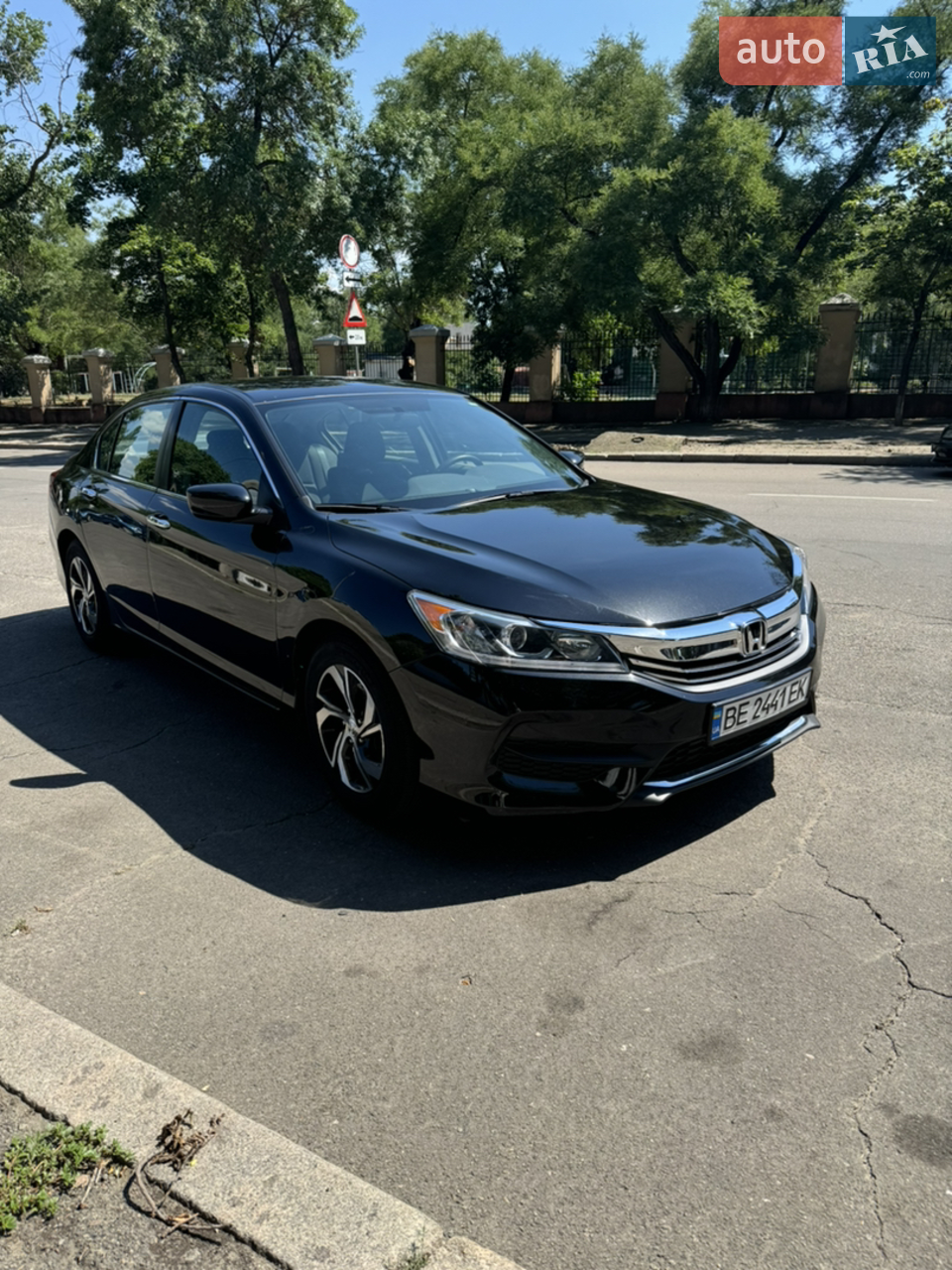 2017 Honda Accord - мініатюра 9