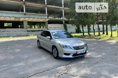 Седан Honda Accord 2014 в Полтаве