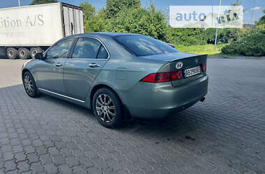 Седан Honda Accord 2004 в Виннице