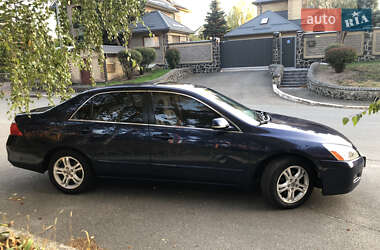 Седан Honda Accord 2006 в Киеве