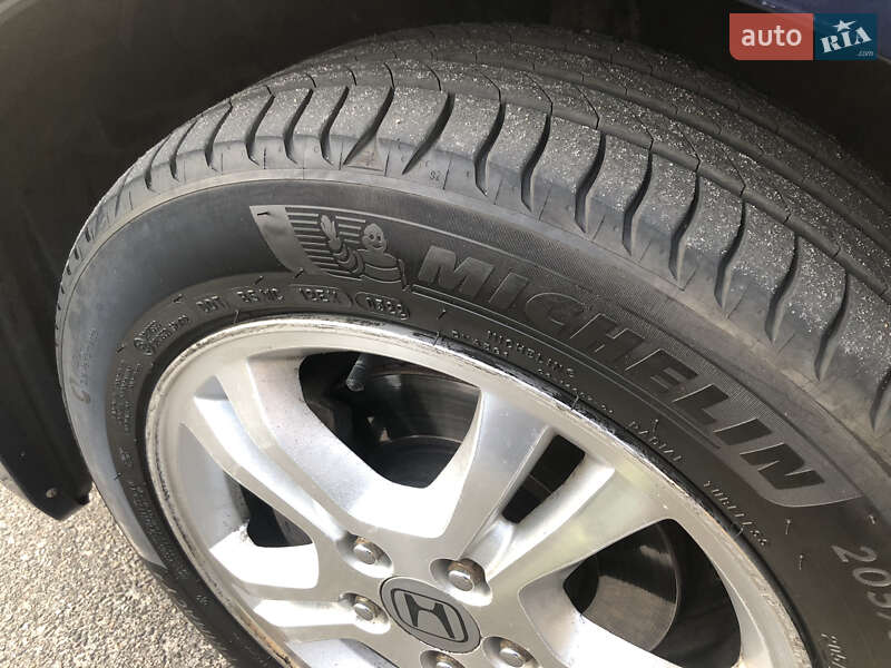 Седан Honda Accord 2006 в Киеве