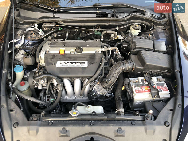 Седан Honda Accord 2006 в Киеве