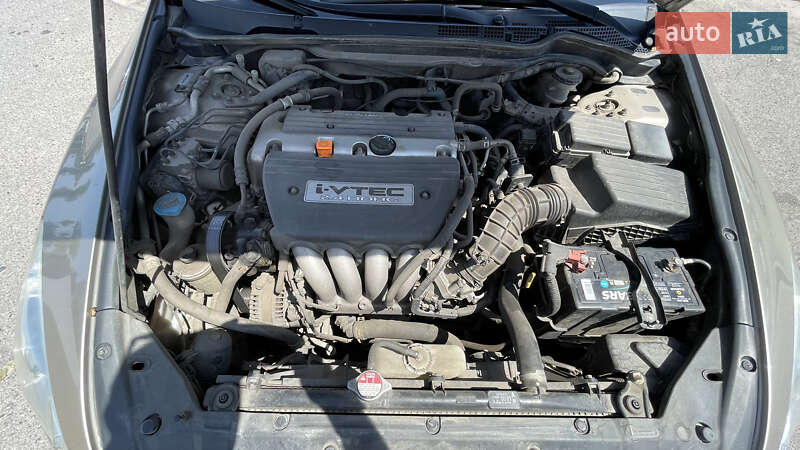 Седан Honda Accord 2006 в Черкасах