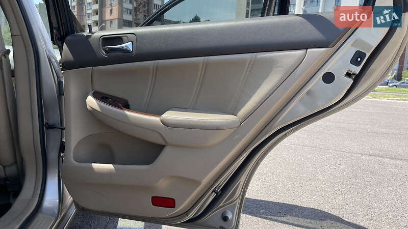 Седан Honda Accord 2006 в Черкасах