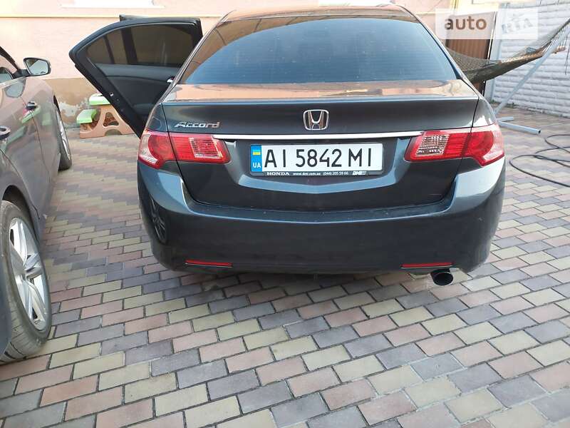 Седан Honda Accord 2012 в Киеве