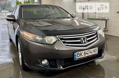 Седан Honda Accord 2008 в Рівному