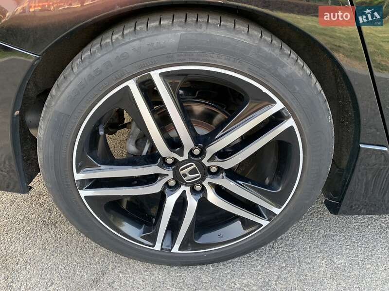 Седан Honda Accord 2016 в Днепре