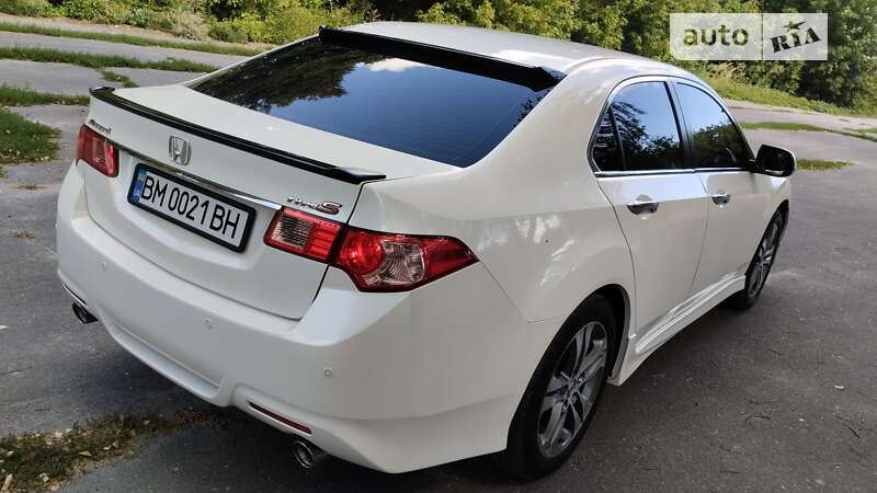 Седан Honda Accord 2011 в Глухові