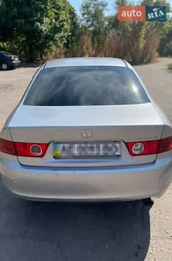 Седан Honda Accord 2004 в 
